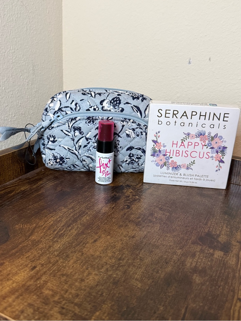 Vera Bradley Light Blue Floral Quilted Makeup Pouch with beauty bundle